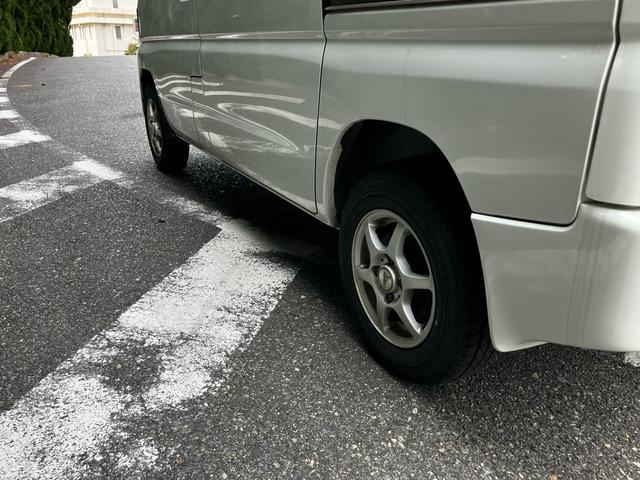 ＮＶ１００クリッパーバン ＤＸ　４ＷＤ　オートマ　ルーフキャリア　ＬＥＤヘッドライト　ＡＷ１２インチ　ＡＭ／ＦＭラジオ　両側スライドドア　エアコン　パワーステアリング　運転席・助手席エアバック（25枚目）