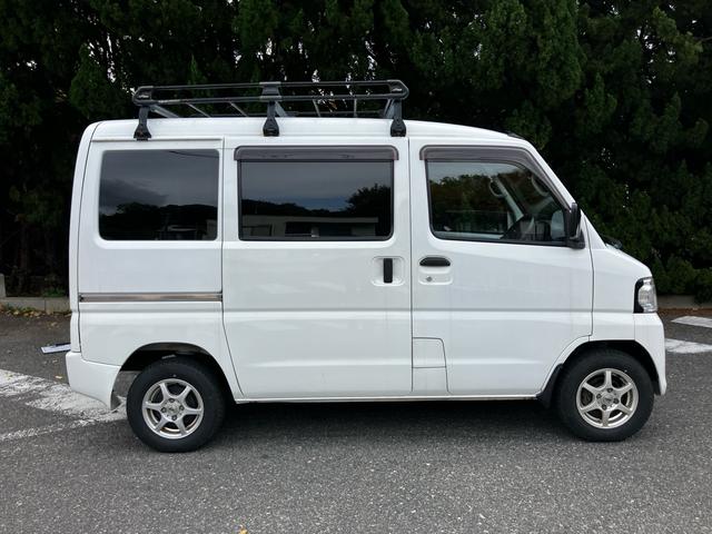 ＮＶ１００クリッパーバン ＤＸ　４ＷＤ　オートマ　ルーフキャリア　ＬＥＤヘッドライト　ＡＷ１２インチ　ＡＭ／ＦＭラジオ　両側スライドドア　エアコン　パワーステアリング　運転席・助手席エアバック（27枚目）