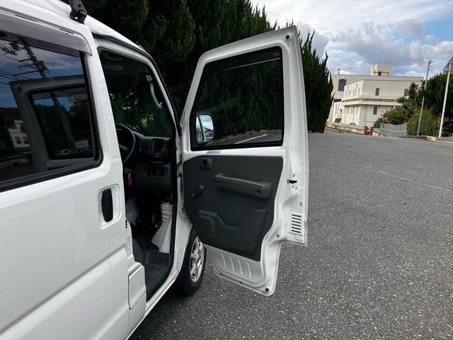 ＮＶ１００クリッパーバン ＤＸ　４ＷＤ　オートマ　ルーフキャリア　ＬＥＤヘッドライト　ＡＷ１２インチ　ＡＭ／ＦＭラジオ　両側スライドドア　エアコン　パワーステアリング　運転席・助手席エアバック（38枚目）