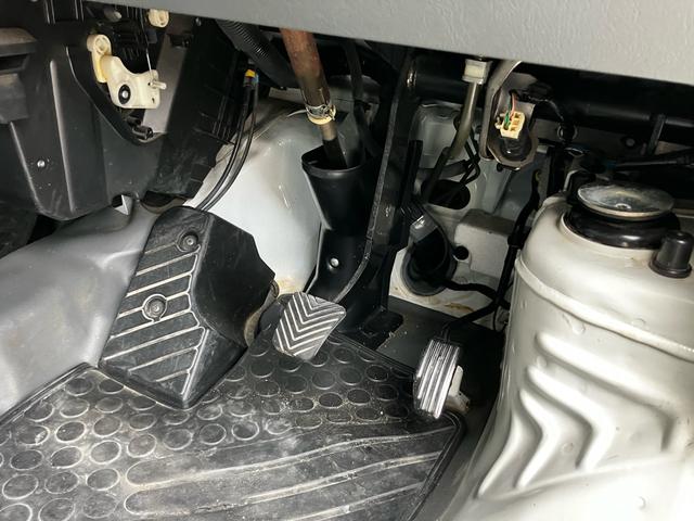 ＮＶ１００クリッパーバン ＤＸ　４ＷＤ　オートマ　ルーフキャリア　ＬＥＤヘッドライト　ＡＷ１２インチ　ＡＭ／ＦＭラジオ　両側スライドドア　エアコン　パワーステアリング　運転席・助手席エアバック（44枚目）