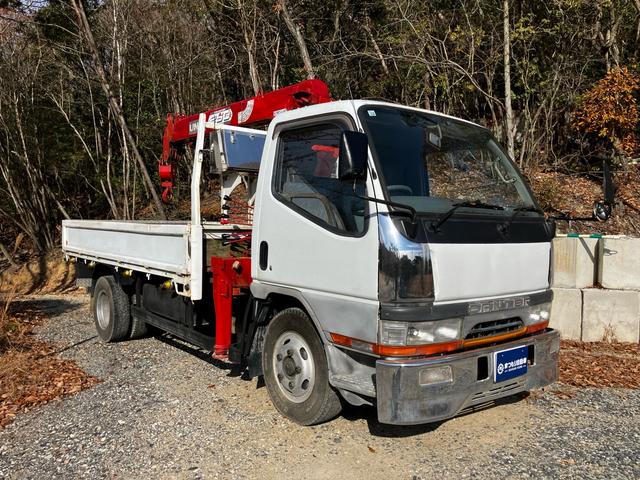 キャンター 　５速ＭＴ　ユニック　４段ムーブ　アーム付き　リモコン付き　ＥＴＣ　ＡＭ／ＦＭラジオ　エアコン　パワーウィンドウ（3枚目）