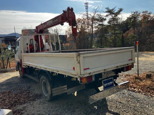 キャンター 　５速ＭＴ　ユニック　４段ムーブ　アーム付き　リモコン付き　ＥＴＣ　ＡＭ／ＦＭラジオ　エアコン　パワーウィンドウ（41枚目）