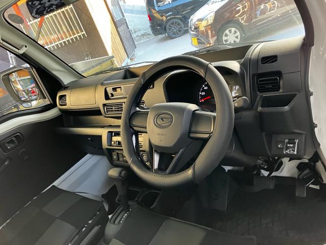 ���O�ɂ��A���𒸂���΁A�H��Ɏ��p�����p�ӂ������܂��i���O�|�O���j�����A�O���̂�����������A���J�I�Ȃ����������A�����悩�炲�[�Ԃ܂ł̗���ȂǁA�\�Ȍ���̏����ŃX�^�b�t�ꓯ���ł��҂����Ă���܂��B