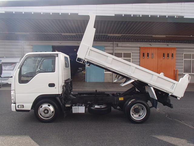 強化ダンプ 積載2000Kg 3方開き 新明和製 インタークーラーターボ NOX適合HSA(坂道後退防止補助)格納ミラー純正フォグランプ付き ETCキーレス(6枚目)
