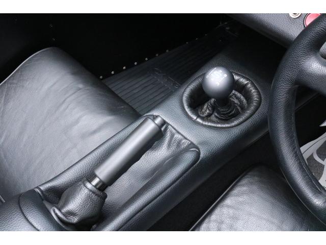 Ｓ　ブラックパック　ワンオーナー車　ソフトトップ　ドア　純正１４インチホイール　純正足回り　２０１６年生産モデル(31枚目)