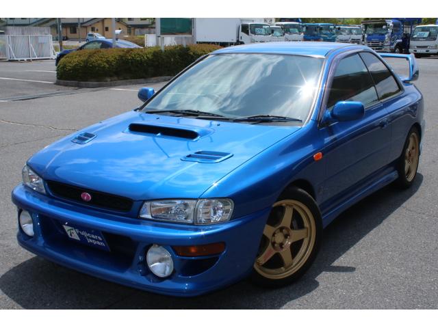 インプレッサ ＷＲＸタイプＲ　ＳＴｉバージョン　ワンオーナー　ＳＴｉ１７インチアルミホイール　ＳＴｉ足回り　ＳＴｉマフラー　ＭＯＭＯステアリング　ターボタイマー　ブースト計　クスコメンバーブレース　ＳＴｉペダル（3枚目）