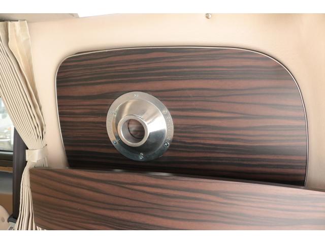 ＮＶ２００バネットバン キャンピングカー広島　ポップコン　ワンオーナー　ツインサブバッテリー　走行充電　３５０Ｗインバーター　コンバーター　ＦＦヒーター　ポップアップルーフ　ドライブレコーダー前後　ＥＴＣ　オーディオ（21枚目）