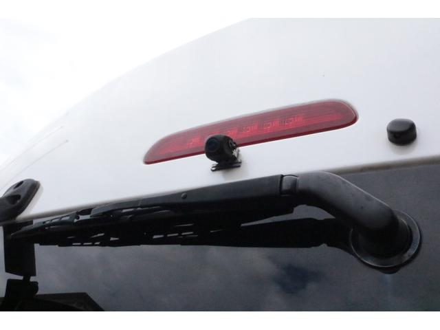 ハイエースバン テッツＲＶ　オリジナルキャンパー　ツインサブバッテリー　走行充電　１５００Ｗインバーター　コンバーター　外部電源　ルーフベント　電子レンジ　テレビ　ＦＦヒーター　メモリーカーナビ　ドライブレコーダー　ＥＴＣ　記録簿５枚（53枚目）