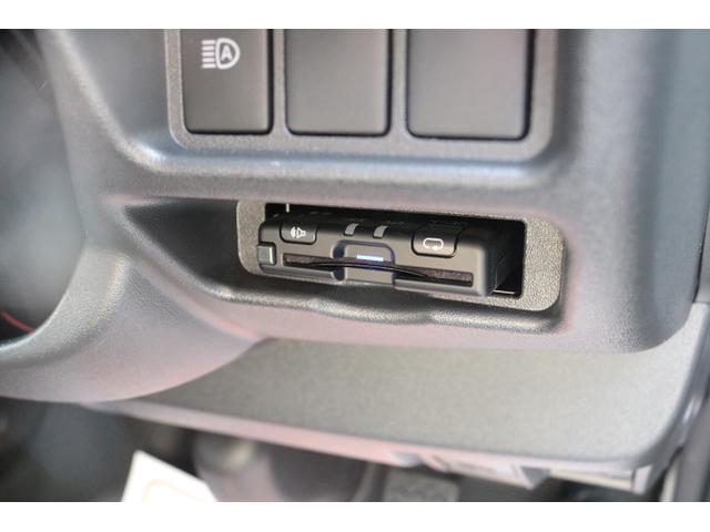 ハイエースバン ナッツＲＶ　リークＩＩ　ワンオーナー　ツインサブバッテリー　走行充電　コンバーター　外部電源　ルーフベント　冷蔵庫　ＦＦヒーター　メモリーカーナビ　ＥＴＣ　ドライブレコーダー（35枚目）