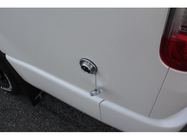 ハイエースバン ナッツＲＶ　リークＩＩ　ワンオーナー　ツインサブバッテリー　走行充電　コンバーター　外部電源　ルーフベント　冷蔵庫　ＦＦヒーター　メモリーカーナビ　ＥＴＣ　ドライブレコーダー（47枚目）