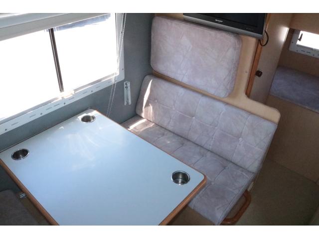 カムロード レクビィ　レッツ　ツインサブバッテリー　１５００Ｗインバーター　コンバーター　外部電源　冷蔵庫　２０インチテレビ　ＦＦヒーター　サイドオーニング　カーナビ　ＥＴＣ　記録簿８枚（7枚目）