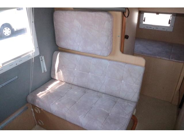 カムロード レクビィ　レッツ　ツインサブバッテリー　１５００Ｗインバーター　コンバーター　外部電源　冷蔵庫　２０インチテレビ　ＦＦヒーター　サイドオーニング　カーナビ　ＥＴＣ　記録簿８枚（9枚目）