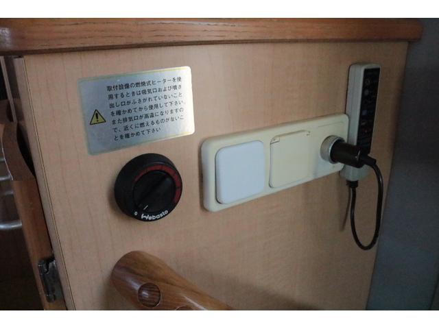 カムロード レクビィ　レッツ　ツインサブバッテリー　１５００Ｗインバーター　コンバーター　外部電源　冷蔵庫　２０インチテレビ　ＦＦヒーター　サイドオーニング　カーナビ　ＥＴＣ　記録簿８枚（24枚目）