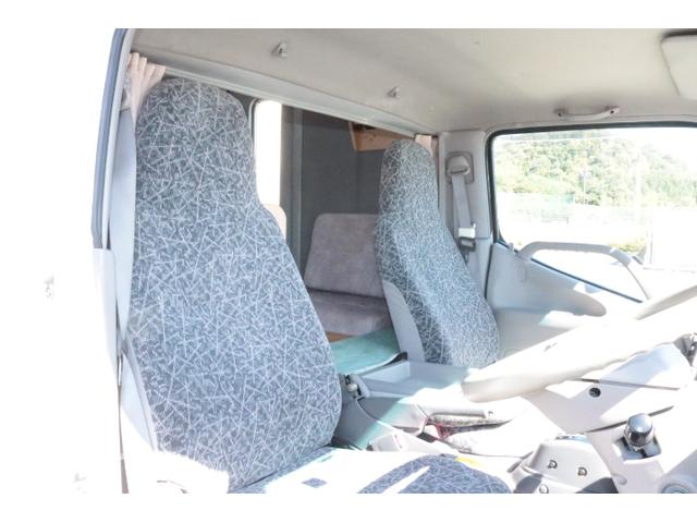 カムロード レクビィ　レッツ　ツインサブバッテリー　１５００Ｗインバーター　コンバーター　外部電源　冷蔵庫　２０インチテレビ　ＦＦヒーター　サイドオーニング　カーナビ　ＥＴＣ　記録簿８枚（39枚目）