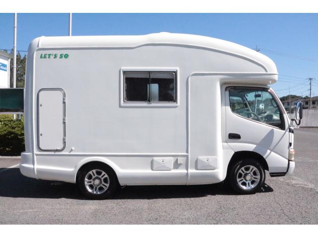 カムロード レクビィ　レッツ　ツインサブバッテリー　１５００Ｗインバーター　コンバーター　外部電源　冷蔵庫　２０インチテレビ　ＦＦヒーター　サイドオーニング　カーナビ　ＥＴＣ　記録簿８枚（46枚目）