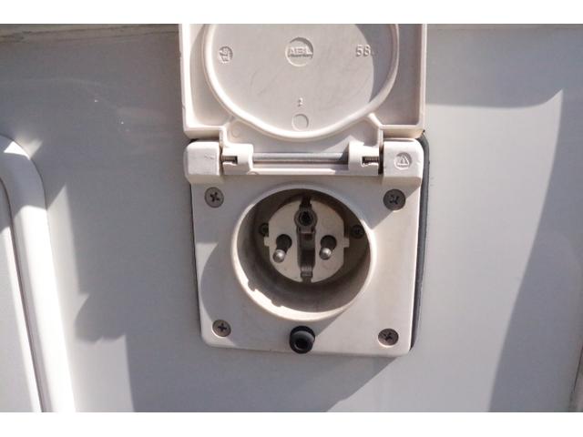 カムロード レクビィ　レッツ　ツインサブバッテリー　１５００Ｗインバーター　コンバーター　外部電源　冷蔵庫　２０インチテレビ　ＦＦヒーター　サイドオーニング　カーナビ　ＥＴＣ　記録簿８枚（49枚目）