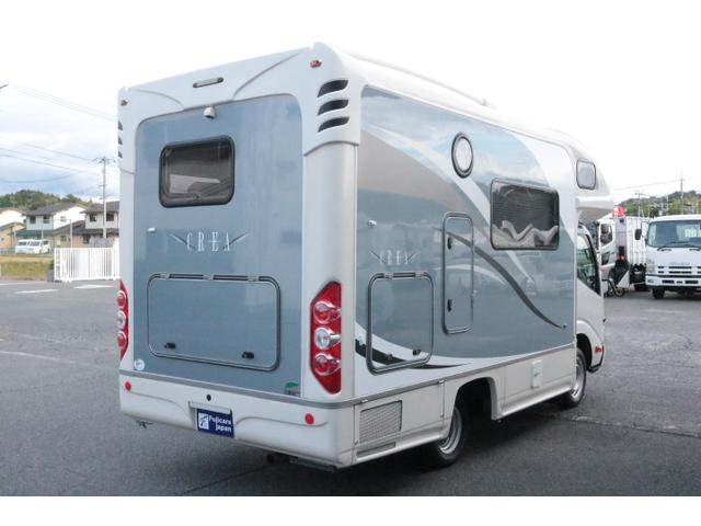 カムロード ナッツRV クレア5.3X ワンオーナー トリプルサブバッテリー 走行充電 1500Wインバーター 外部電源 家庭用エアコン ルーフベント ソーラーパネル2枚 冷蔵庫 電子レンジ 19インチテレビ FFヒーター サイドオーニング(3枚目)