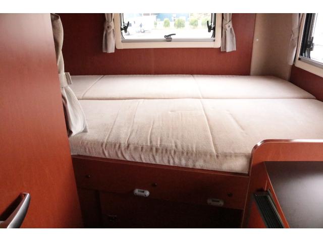 カムロード ナッツRV クレア5.3X ワンオーナー トリプルサブバッテリー 走行充電 1500Wインバーター 外部電源 家庭用エアコン ルーフベント ソーラーパネル2枚 冷蔵庫 電子レンジ 19インチテレビ FFヒーター サイドオーニング(15枚目)