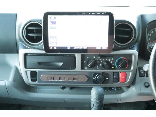 カムロード ナッツRV クレア5.3X ワンオーナー トリプルサブバッテリー 走行充電 1500Wインバーター 外部電源 家庭用エアコン ルーフベント ソーラーパネル2枚 冷蔵庫 電子レンジ 19インチテレビ FFヒーター サイドオーニング(43枚目)