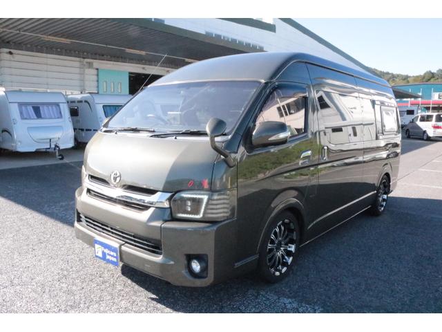 ハイエースバン キャンパー鹿児島 ボス ツインサブバッテリー 走行充電 1500Wインバーター コンバーター 外部電源 ルーフベント ソーラーパネル1枚 冷蔵庫 19インチテレビ ランチョショック FFヒーター(50枚目)