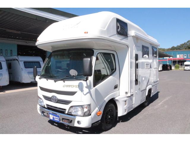 カムロード ナッツRVクレソンボヤージュエボライト トリプルサブバッテリー 家庭用エアコン 走行充電 FFヒーター 1500Wインバーター コンバーター 外部電源 ルーフベント ソーラーパネル1枚 冷蔵庫 電子レンジ 19インチテレビ サイドオーニング(45枚目)