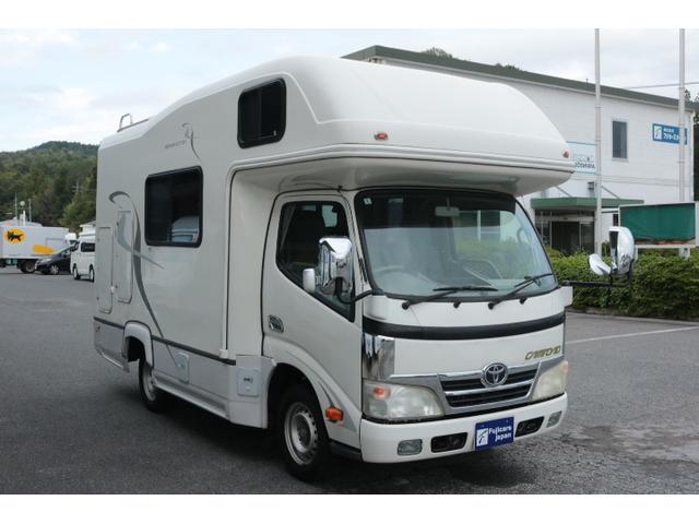 カムロード ナッツＲＶ　クレソンボーダーエディション　ツインサブバッテリー　走行充電　インバーター　コンバーター　外部電源　ルーフベント　ソーラーパネル１枚　冷蔵庫　ＦＦヒーター　サイドオーニング　コーナーセンサー　メモリーカーナビ　ＥＴＣ１．０（57枚目）