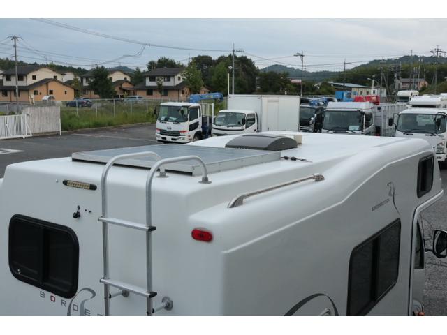 カムロード ナッツＲＶ　クレソンボーダーエディション　ツインサブバッテリー　走行充電　インバーター　コンバーター　外部電源　ルーフベント　ソーラーパネル１枚　冷蔵庫　ＦＦヒーター　サイドオーニング　コーナーセンサー　メモリーカーナビ　ＥＴＣ１．０（58枚目）