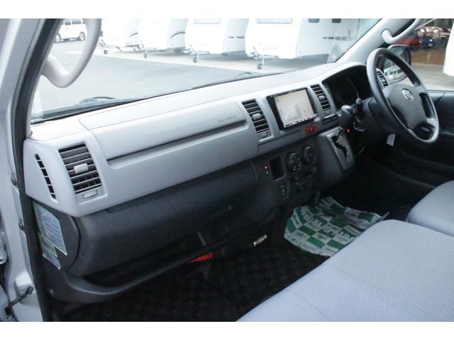 ハイエースバン ビークル　オプト　ツインサブバッテリー　走行充電　コンバーター　外部電源　冷蔵庫　シンク　ＦＦヒーター　リアスピーカー　メモリーカーナビ　ＥＴＣ１．０　バックカメラ　純正キーレス（37枚目）