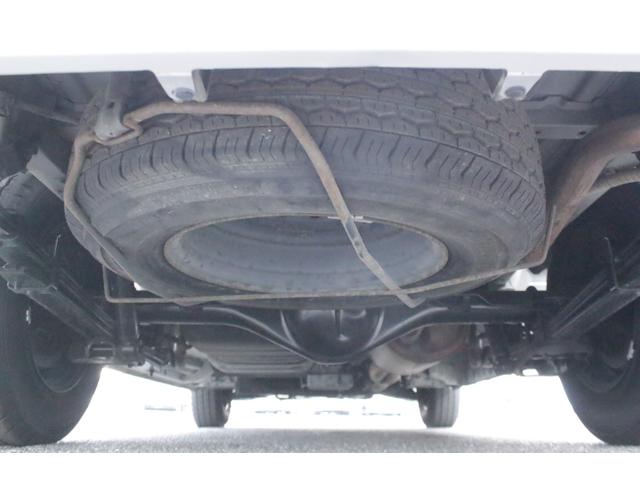 ハイエースバン ビークル　オプト　ツインサブバッテリー　走行充電　コンバーター　外部電源　冷蔵庫　シンク　ＦＦヒーター　リアスピーカー　メモリーカーナビ　ＥＴＣ１．０　バックカメラ　純正キーレス（46枚目）