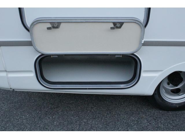 バネットトラック ナッツＲＶ　マッシュタイプＸ　ツインサブバッテリー　走行充電　コンバーター　インバーター　ルーフベント　ソーラーパネル　冷蔵庫　電子レンジ　ＦＦヒーター　ポータブルカーナビ　ＥＴＣ（54枚目）