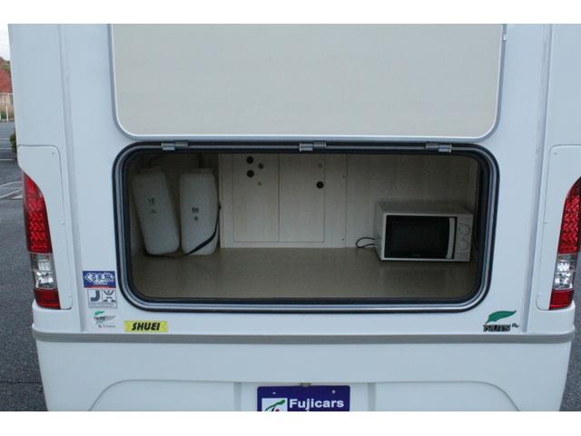バネットトラック ナッツＲＶ　マッシュタイプＸ　ツインサブバッテリー　走行充電　コンバーター　インバーター　ルーフベント　ソーラーパネル　冷蔵庫　電子レンジ　ＦＦヒーター　ポータブルカーナビ　ＥＴＣ（55枚目）