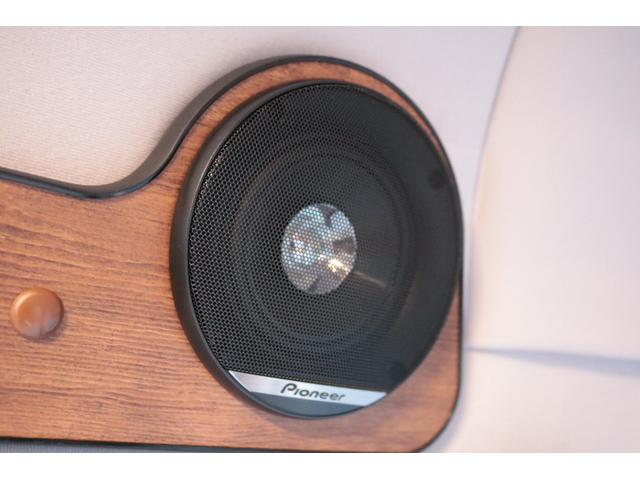 ハイエースバン ＦＯＣＳ　ＤＳコンパクト　ワンオーナー　ディーゼル　４ＷＤ　ツインサブバッテリー　ＦＦヒーター　走行充電　４５０Ｗインバーター　外部電源　冷蔵庫　ソーラーパネル１枚　電子レンジ（15枚目）