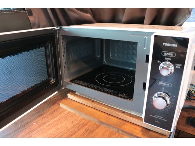 ハイエースバン ＦＯＣＳ　ＤＳコンパクト　ワンオーナー　ディーゼル　４ＷＤ　ツインサブバッテリー　ＦＦヒーター　走行充電　４５０Ｗインバーター　外部電源　冷蔵庫　ソーラーパネル１枚　電子レンジ（17枚目）