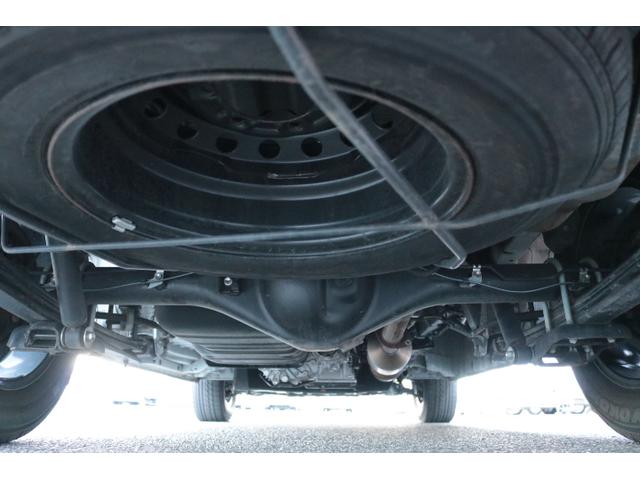 ハイエースバン ＦＯＣＳ　ＤＳコンパクト　ワンオーナー　ディーゼル　４ＷＤ　ツインサブバッテリー　ＦＦヒーター　走行充電　４５０Ｗインバーター　外部電源　冷蔵庫　ソーラーパネル１枚　電子レンジ（60枚目）