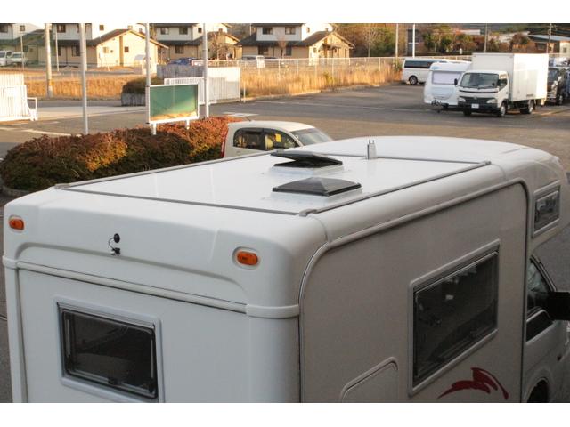 バネットトラック グローバル　アスリート　ツインサブバッテリー　走行充電　１５００Ｗインバーター　外部電源　ルーフベント　冷蔵庫　電子レンジ　１９インチテレビ　メモリーカーナビ（51枚目）