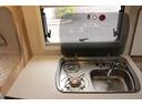 ナッツＲＶクレア５．３Ｚエボリューション　ワンオーナー　トリプルサブバッテリー　走行充電　１５００Ｗインバーター　コンバーター　外部電源　家庭用エアコン　ルーフベント　ソーラーパネル　冷蔵庫　電子レンジ　ＦＦヒーター（17枚目）