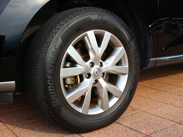 ムラーノ ２５０ＸＬ　ナビゲーションシステム　サイドブラインドモニター　バックビューモニター　ＥＴＣ　ブルートゥース　ＵＳＢ　ＴＶ　キセノン　オートライト　フルオートエアコン　オートスピードコントロール　禁煙車　１オーナー（17枚目）