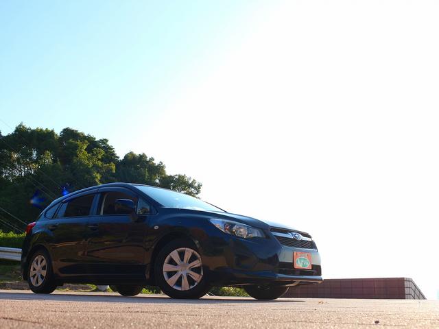 インプレッサスポーツ １．６ｉ　水平対向ツインカム　５速マニュアル　Ｃ型モデル　ＡＷＤ　ＶＤＣ　ヒルスタートアシスト　フルオートエアコン　インフォメーションメーター　ＥＴＣ　ＨＩＤヘッドランプ　リモコンキー２個　禁煙車　１オーナー（6枚目）