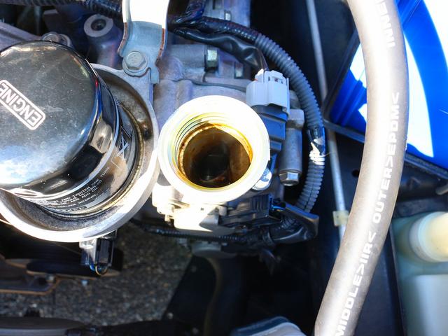 インプレッサスポーツ １．６ｉ　水平対向ツインカム　５速マニュアル　Ｃ型モデル　ＡＷＤ　ＶＤＣ　ヒルスタートアシスト　フルオートエアコン　インフォメーションメーター　ＥＴＣ　ＨＩＤヘッドランプ　リモコンキー２個　禁煙車　１オーナー（53枚目）