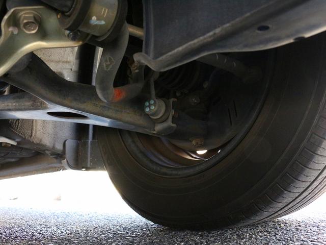 インプレッサスポーツ １．６ｉ　水平対向ツインカム　５速マニュアル　Ｃ型モデル　ＡＷＤ　ＶＤＣ　ヒルスタートアシスト　フルオートエアコン　インフォメーションメーター　ＥＴＣ　ＨＩＤヘッドランプ　リモコンキー２個　禁煙車　１オーナー（56枚目）