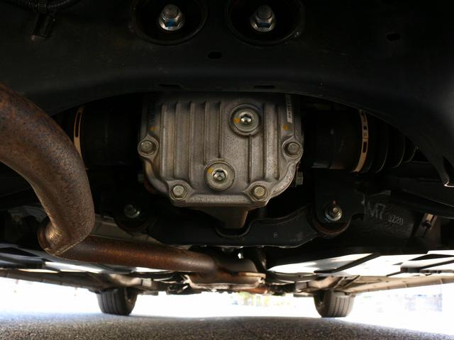 インプレッサスポーツ １．６ｉ　水平対向ツインカム　５速マニュアル　Ｃ型モデル　ＡＷＤ　ＶＤＣ　ヒルスタートアシスト　フルオートエアコン　インフォメーションメーター　ＥＴＣ　ＨＩＤヘッドランプ　リモコンキー２個　禁煙車　１オーナー（61枚目）