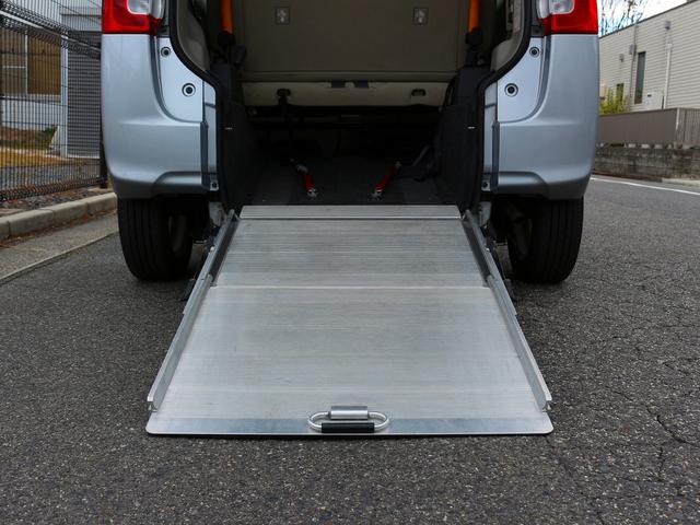 タント L スローパー 車椅子移動車 福祉車輌 電動ウィンチ 手すり 固定用ベルト 脱着式リアシート アルミホイール R330WDナビ フルセグ エコアイドル キーレスエントリー 電動ウィンチ用ワイヤレスリモコン(46枚目)