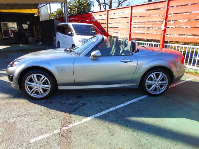 ロードスター RS RHT 6速MT 1オーナー 禁煙車 屋根付き車庫保管 ヘッドライト新品交換済 革シート シートヒーター 純正17インチアルミあります(5枚目)