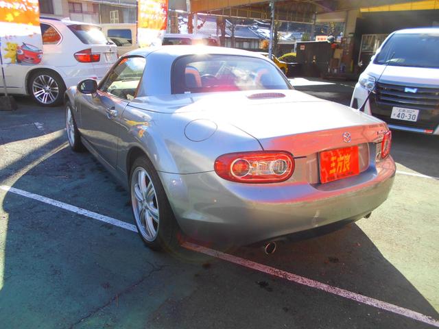 ロードスター RS RHT 6速MT 1オーナー 禁煙車 屋根付き車庫保管 ヘッドライト新品交換済 革シート シートヒーター 純正17インチアルミあります(6枚目)