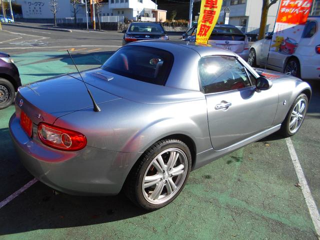 ロードスター RS RHT 6速MT 1オーナー 禁煙車 屋根付き車庫保管 ヘッドライト新品交換済 革シート シートヒーター 純正17インチアルミあります(20枚目)