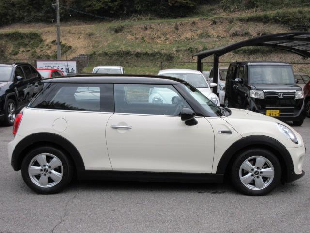 MINI クーパー ターボ 6速AT 純正8.8インチHDDナビ Bluetooth LEDヘッドライト バックカメラ クリアランスソナー ETC アイドリングストップ 禁煙車(8枚目)