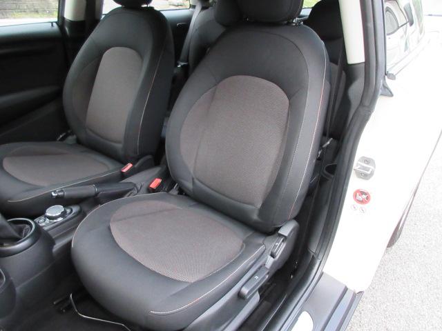 MINI クーパー ターボ 6速AT 純正8.8インチHDDナビ Bluetooth LEDヘッドライト バックカメラ クリアランスソナー ETC アイドリングストップ 禁煙車(37枚目)