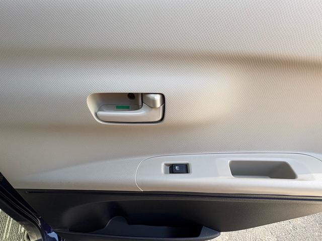 タントエグゼ Ｇ　２ＷＤ　禁煙車　ＬＥＤヘッドライト　ドライブレコーダー　ナビ（ＣＤ　ＤＶＤ　ＴＶ　Ｂｌｕｅｔｏｏｔｈオーディオ）盗難防止アラーム　イモビライザー　オーバーヘッドコンソール（40枚目）
