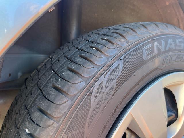 デミオ １３Ｃ　２ＷＤ　　　禁煙車　ＣＤ　５速ＭＴ　電動格納ドアミラー　集中ロック　パワステ　パワーウインドウ　ＡＢＳ（16枚目）