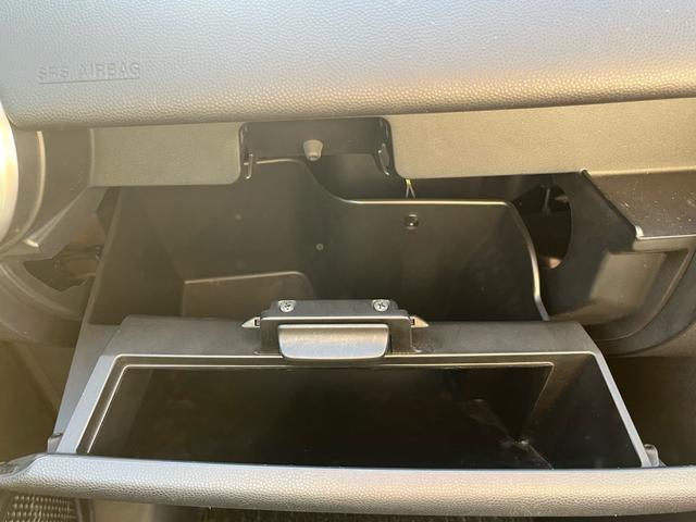 デミオ １３Ｃ　２ＷＤ　　　禁煙車　ＣＤ　５速ＭＴ　電動格納ドアミラー　集中ロック　パワステ　パワーウインドウ　ＡＢＳ（51枚目）